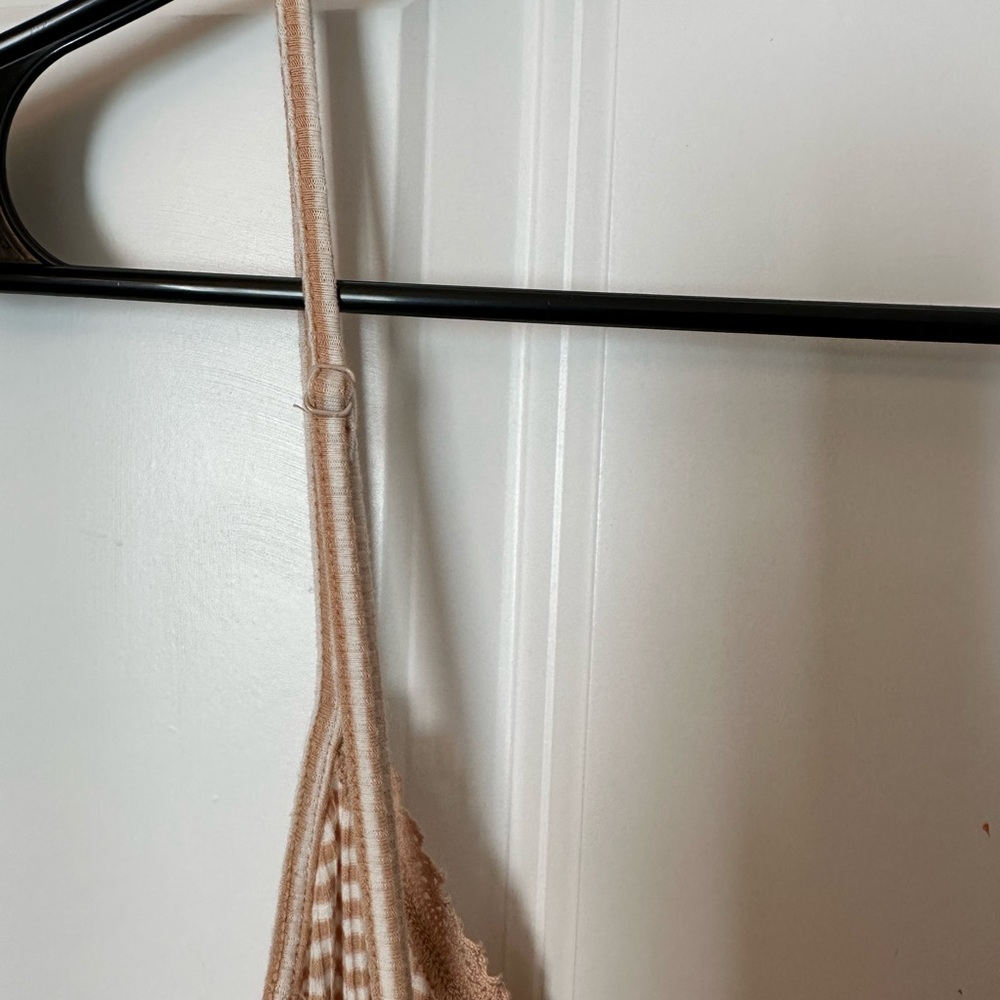 Brown and white striped AEO ribbed romper. Medium. - Picture 3 of 6